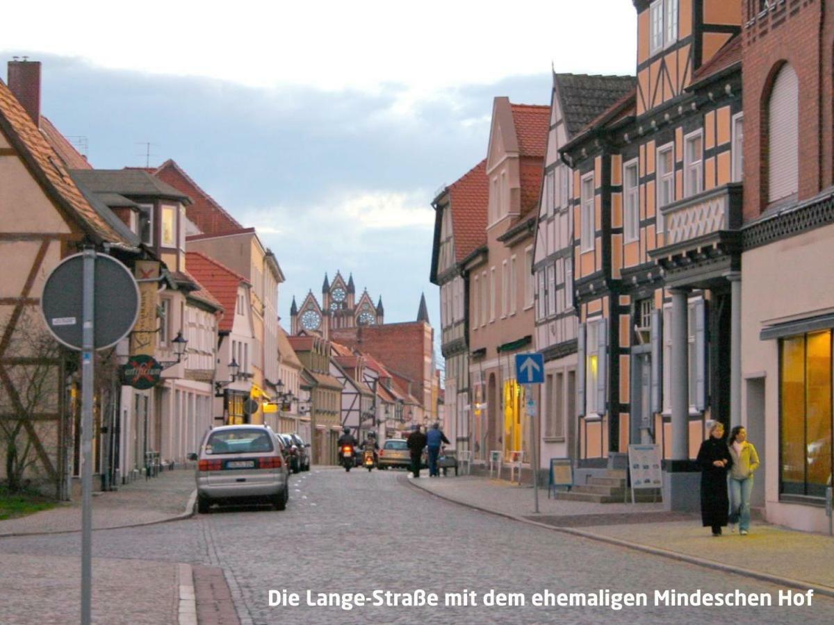 Appartamento Haus Zur Eselsbruecke Tangermünde Esterno foto